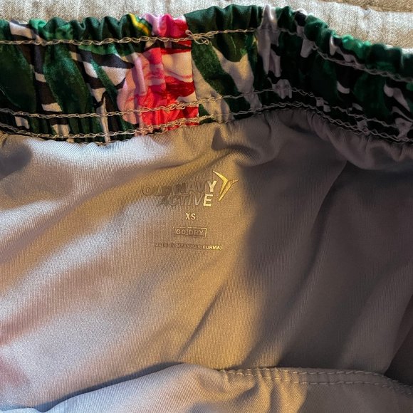 Lot of 2 Running Shorts Old Navy New Balance - Picture 3 of 9